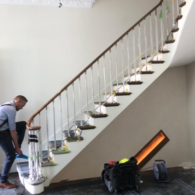 Notting Hill Curved Stairs 19